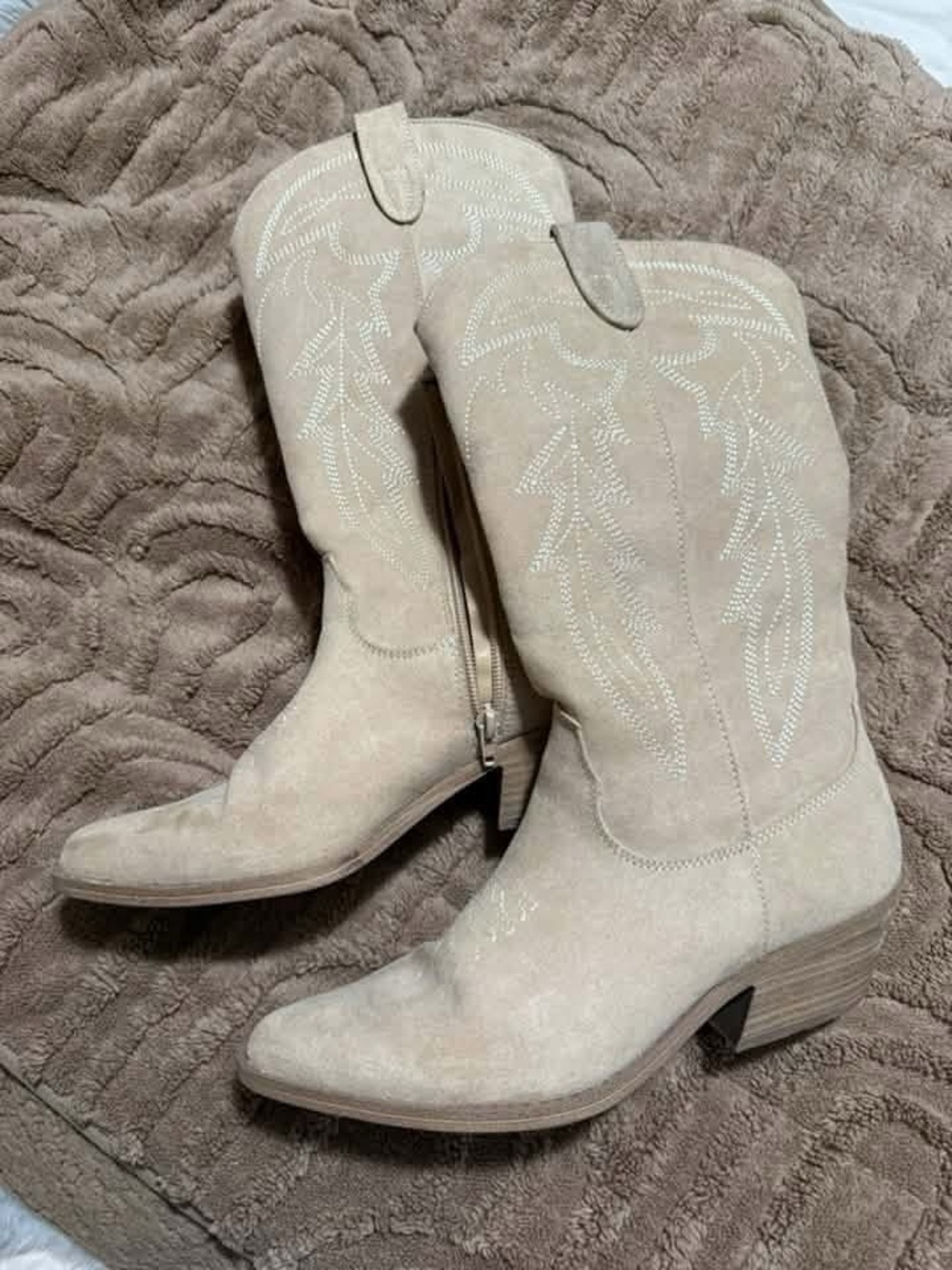 Women's Beige Suede Western Ankle Boots